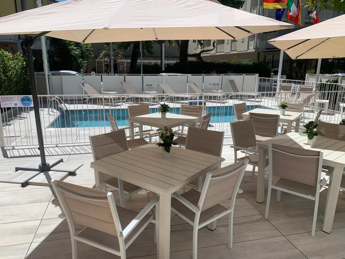Hotel Mon Pays Rimini Exterior photo